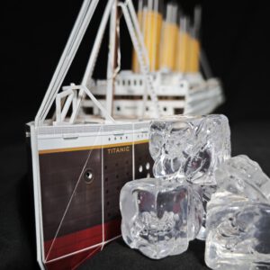 TITANIC - schöne Menschen spielen große Gefühle @ Theater das Zimmer